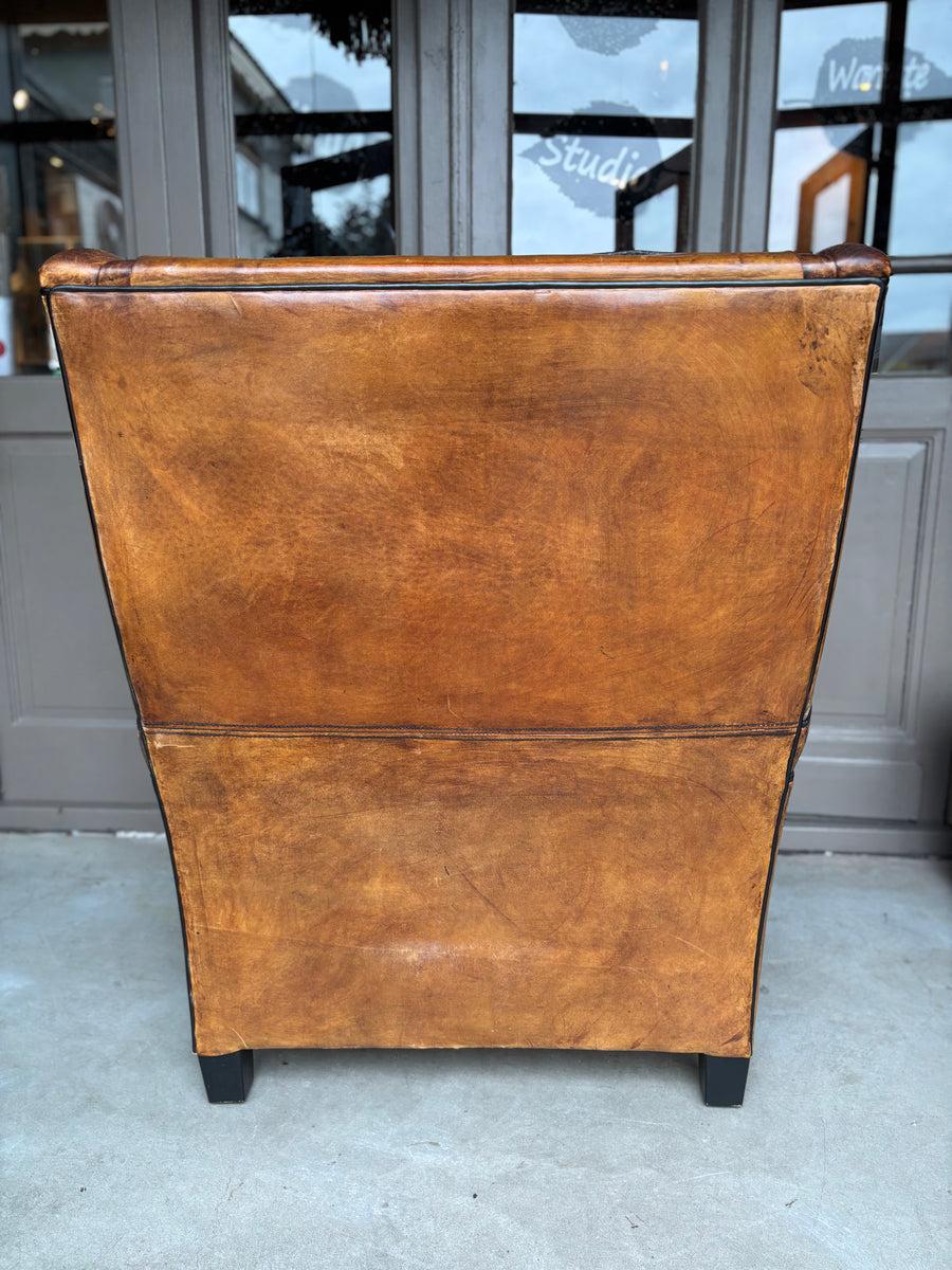 Antieke Schapenleren fauteuil - Lounge Atelier