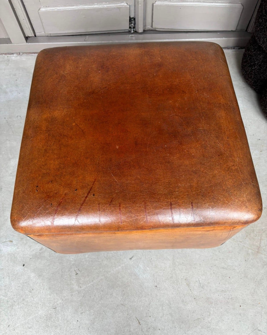 Schapenleren Hocker Lounge Atelier