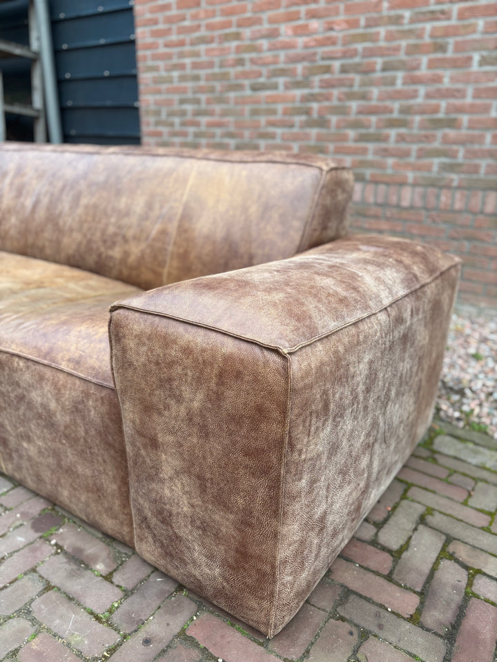 Buffelleren Bank 4.50 mtr. Breed Stoer & Vintage