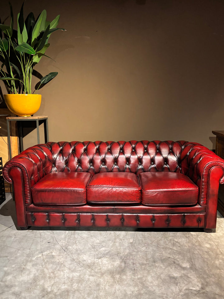 Chesterfield 3 zits Bank Antiekrood