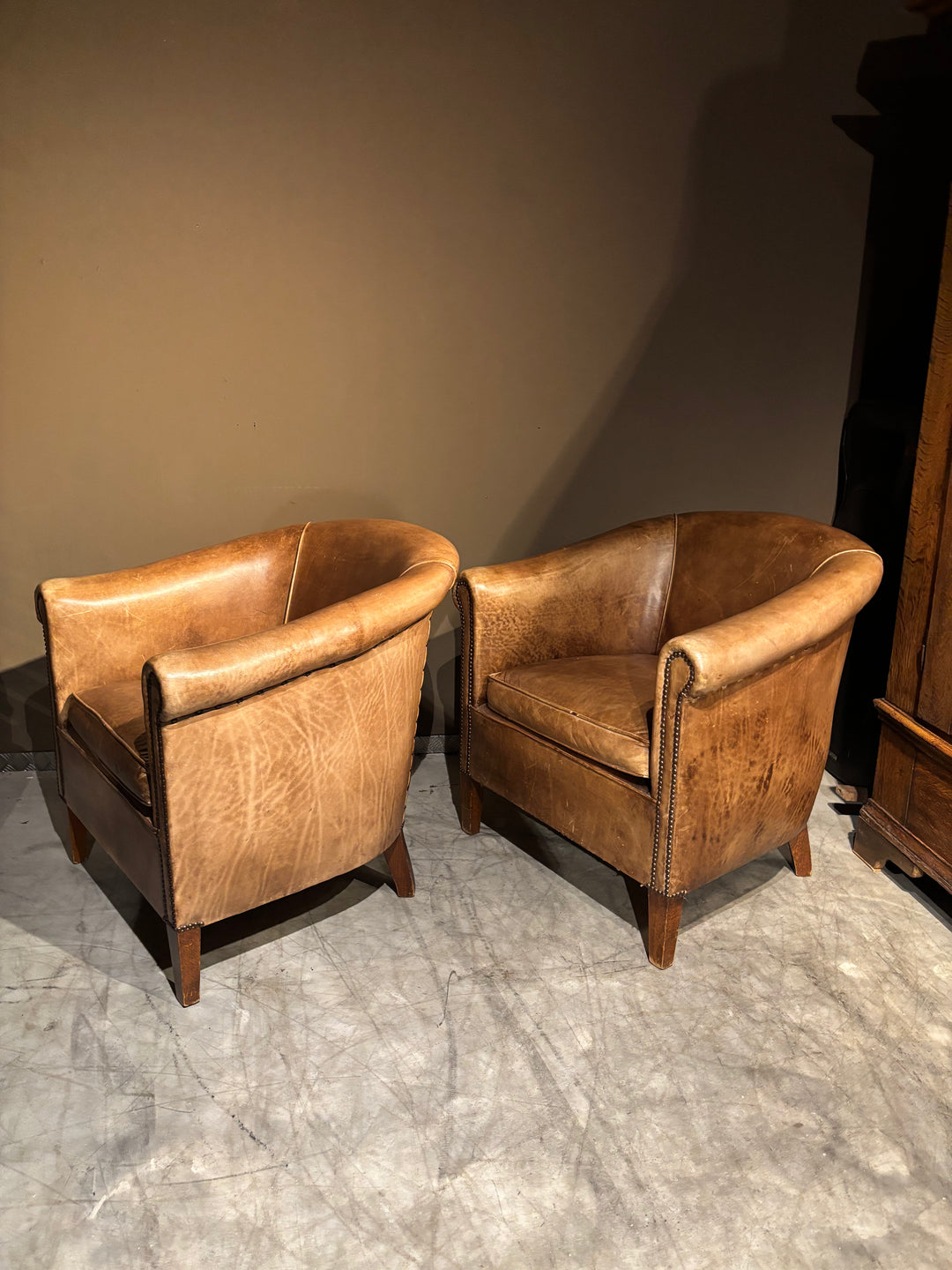 Cognac Bruine Runderleren Clubfauteuils - vintage