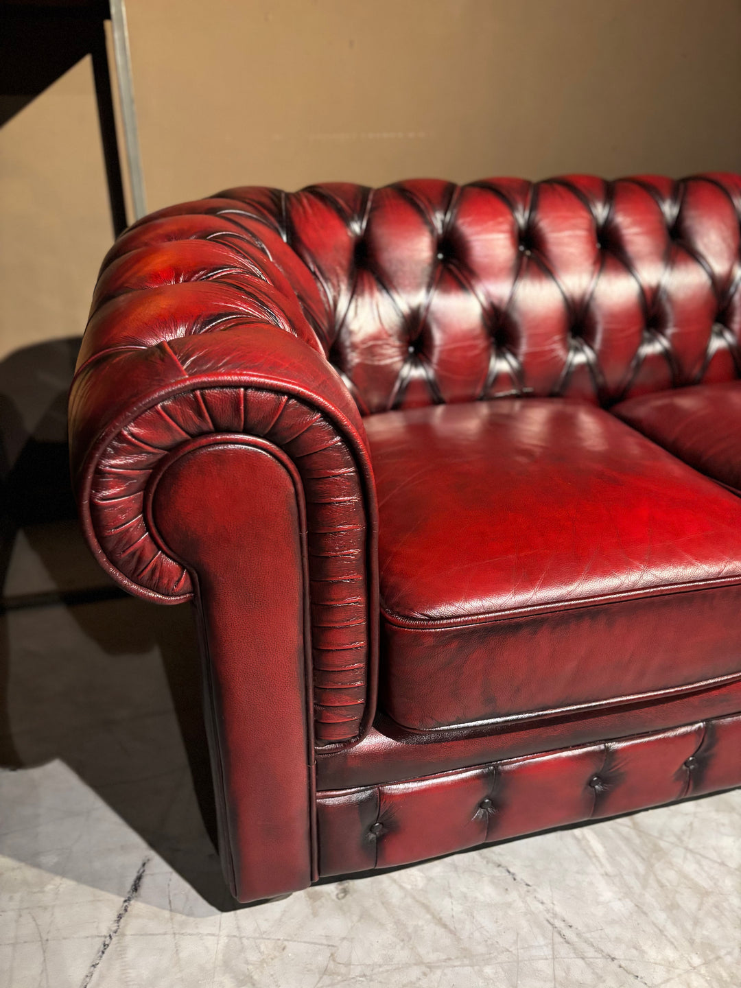 Chesterfield 3 zits Bank Antiekrood