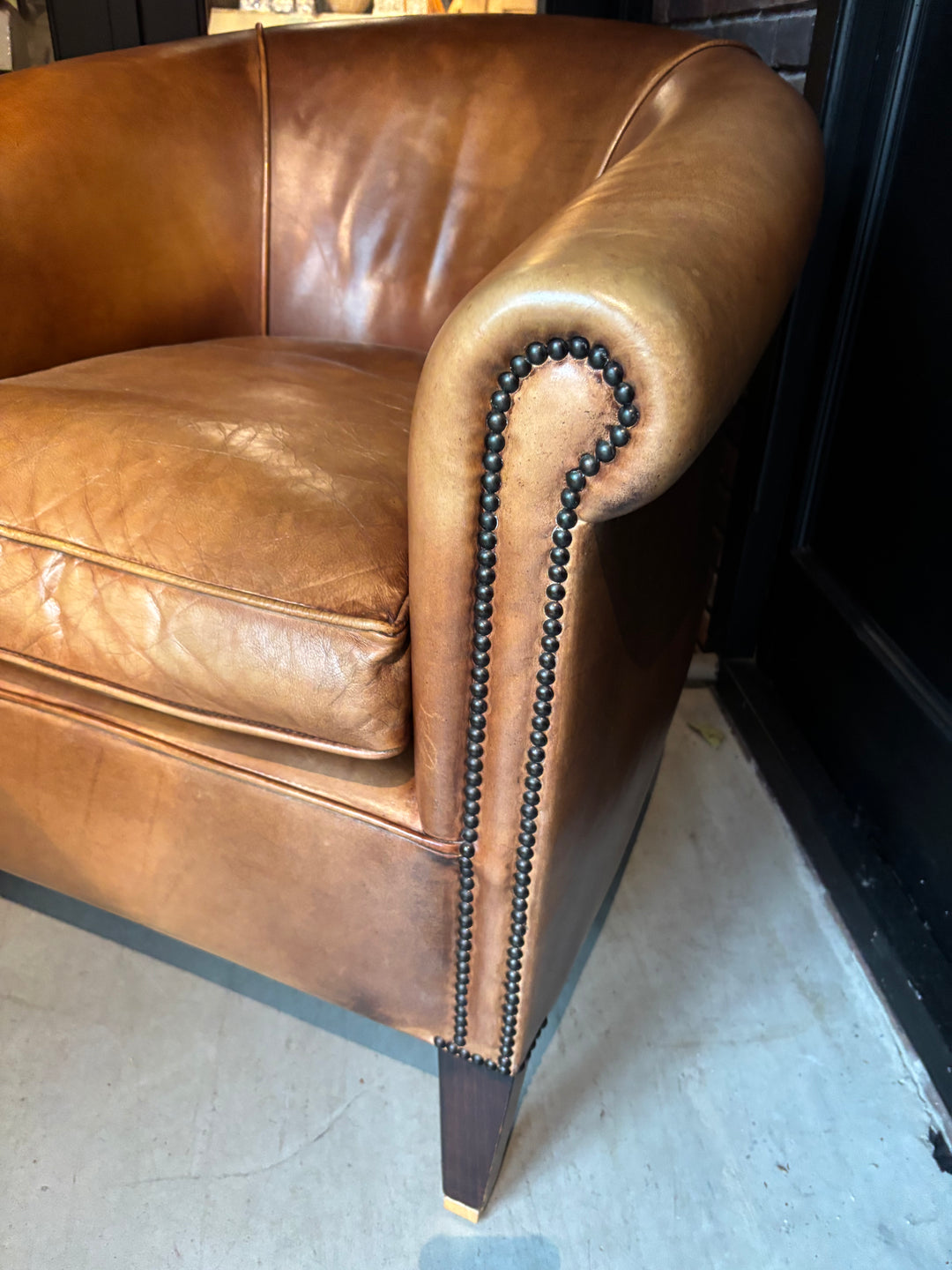 Runderleren Clubfauteuil