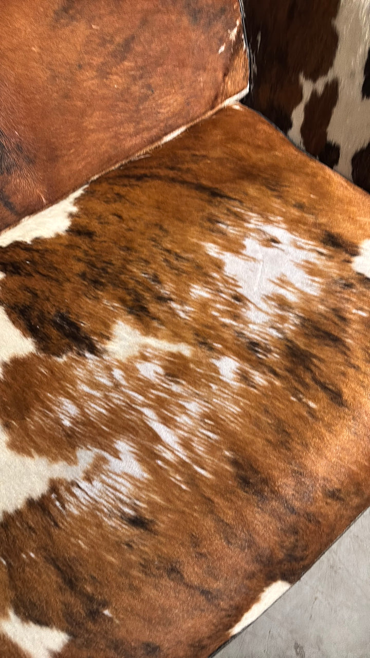 Vintage Loveseat Koeienhuid