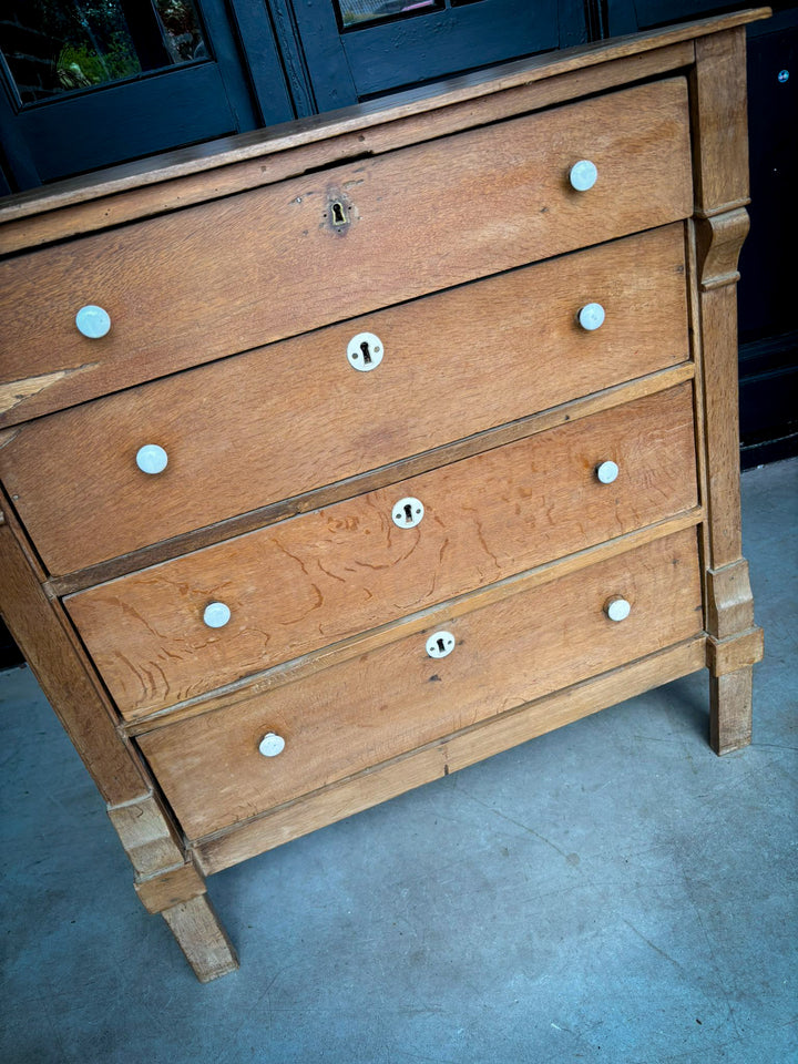 Retro vintage ladekast