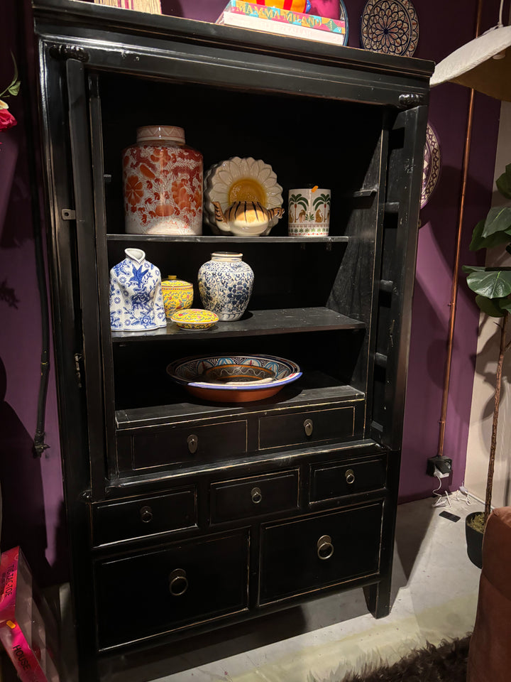 Chinese Bruidskast - Zwart met Messing Details