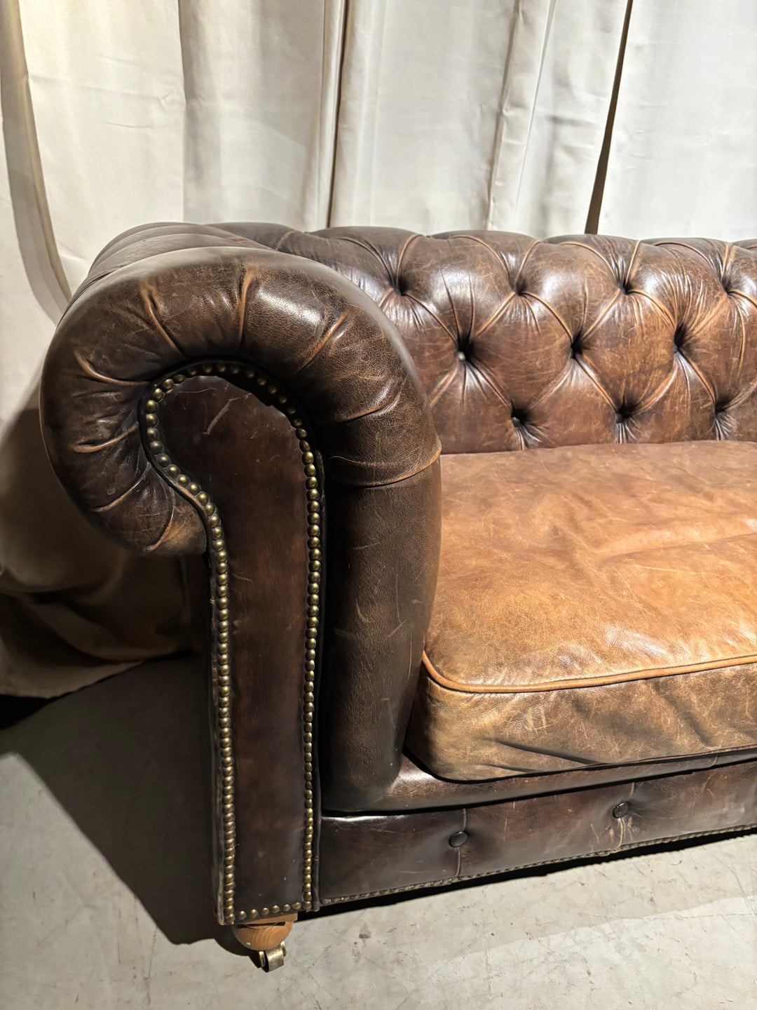 Chesterfield Bank 2.35 breed