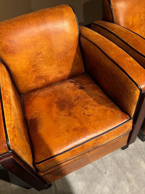 Set Vintage geleefde Schapenleren Art Deco fauteuils