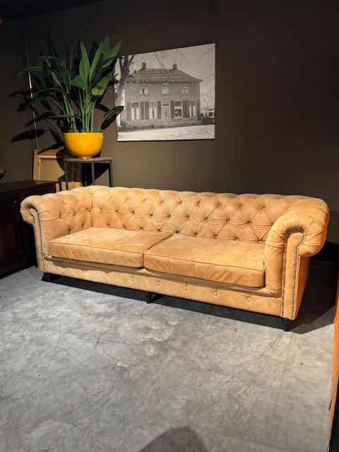 Chesterfield 4 zits Bank Licht Cognac/Naturel kleur Leer 2.40 breed