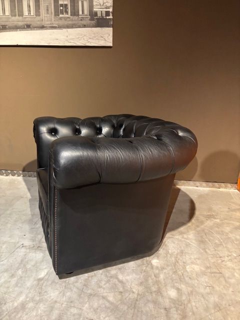 Engelse Chesterfield Clubfauteuil Zgan