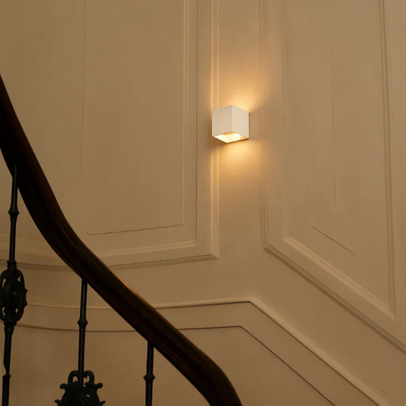 Luxe Tess Wandlamp – Oplaadbaar & Dimbaar met Bewegingssensor