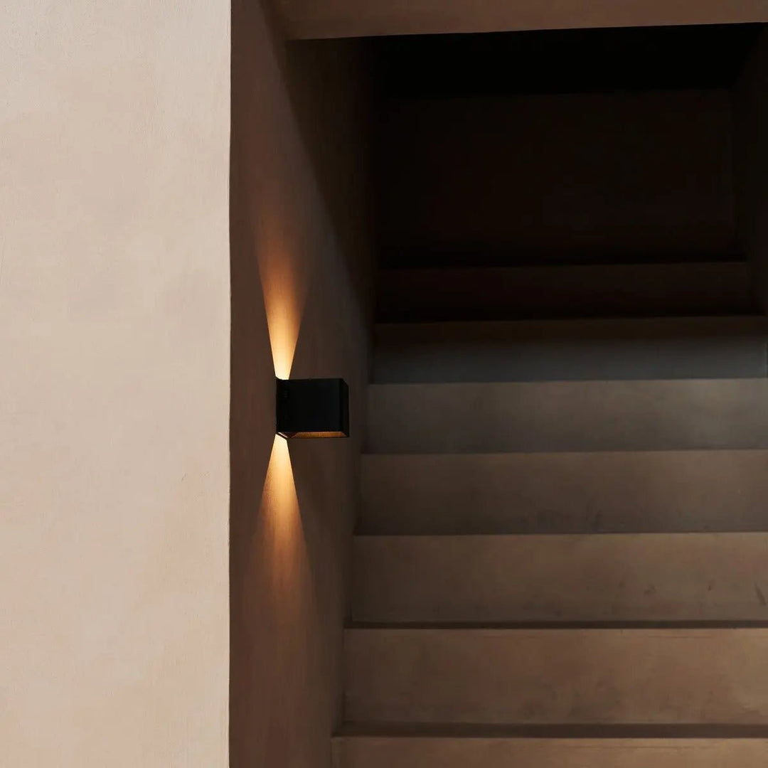 Luxe Tess Wandlamp – Oplaadbaar & Dimbaar met Bewegingssensor