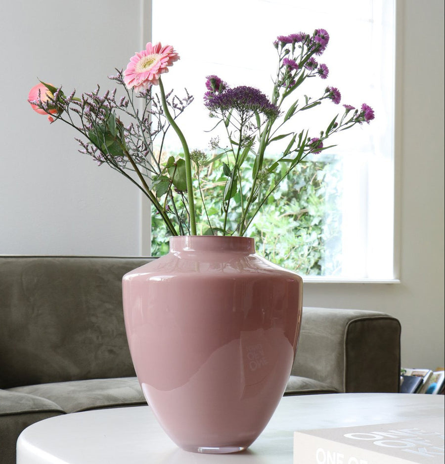Tugela Pink vaas – Mondgeblazen roze vaas Ø24,5–28 cm
