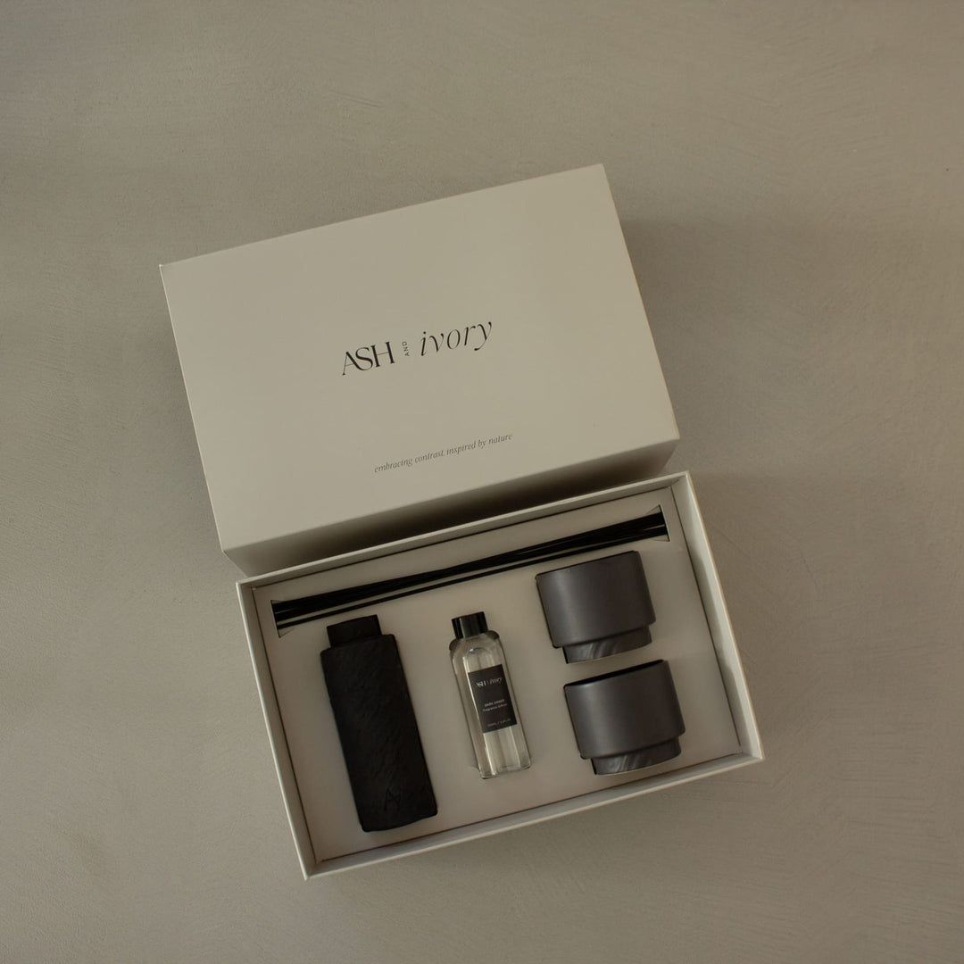 Cadeauset Cozy Moment Dark Amber met geurstokje en 2 mokjes