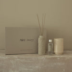 Cadeauset Cozy Moment White Sandalwood met geurstokje en 2 mokjes