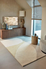 Shades summer rain in een woonkamer