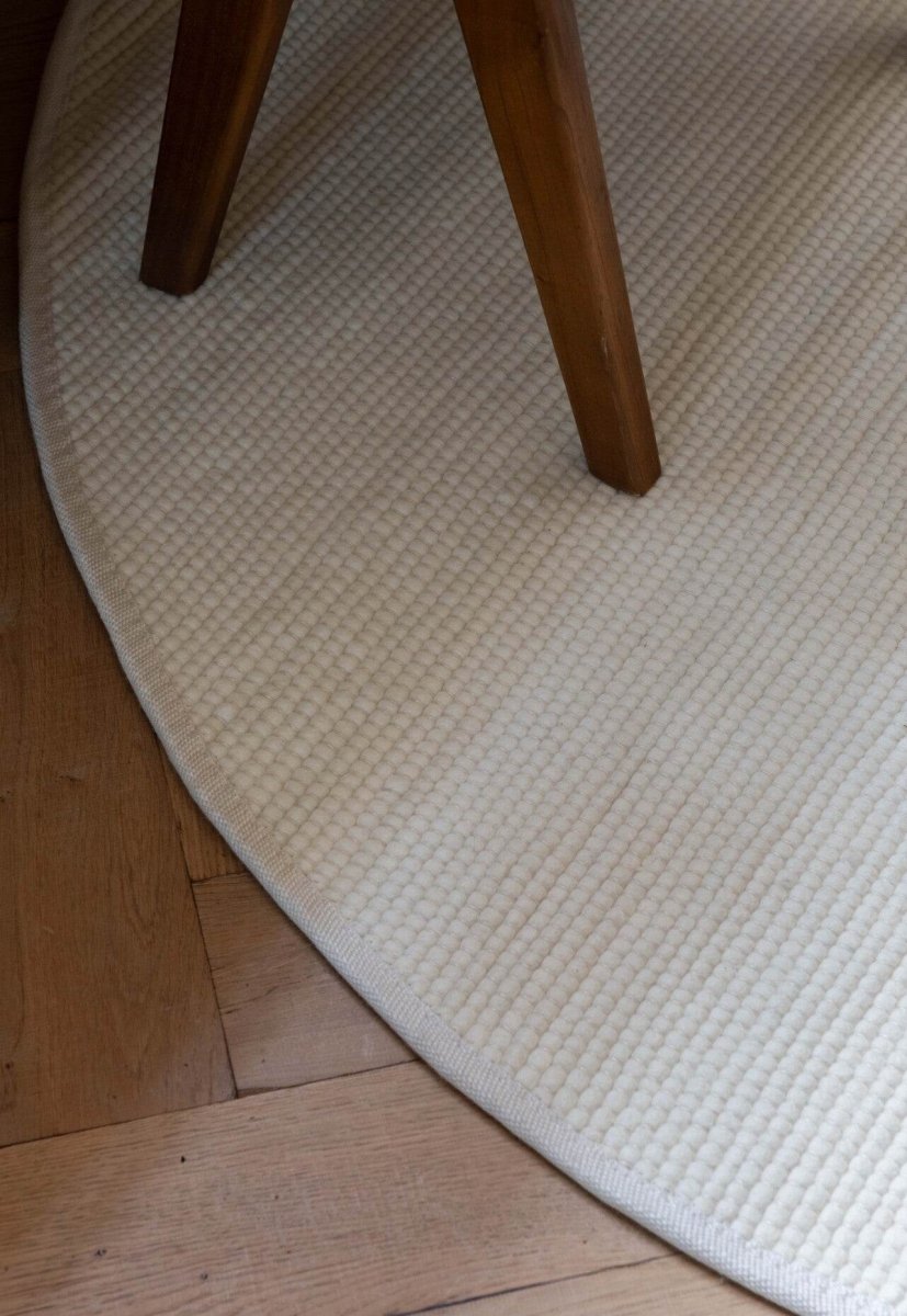 Brinker Valentino wollen vloerkleed Ivory gestyled