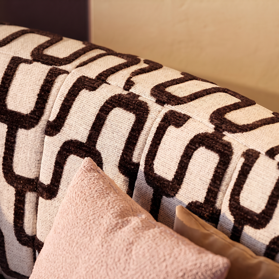 Sevilla Hoek Eetkamerbank Romi 65 Bruin Aubergine - detail Romi chenille stof