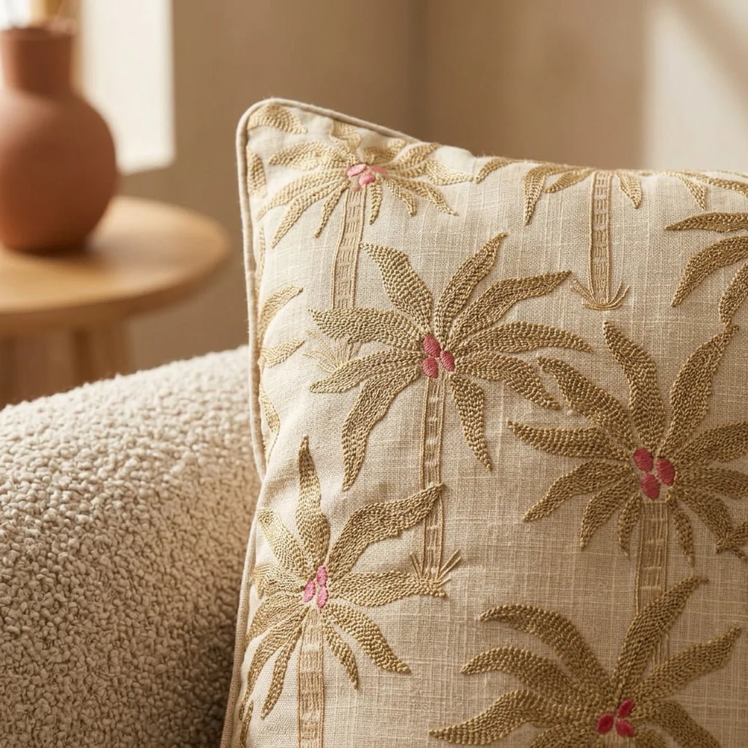 Lente Sierkussen 45x45 – Bruin Beige met Palmbomen