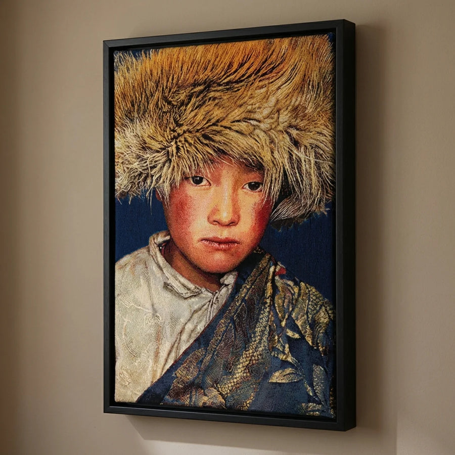 Geweven Wandpaneel Tibetan Boy – Blauw – Met Lijst