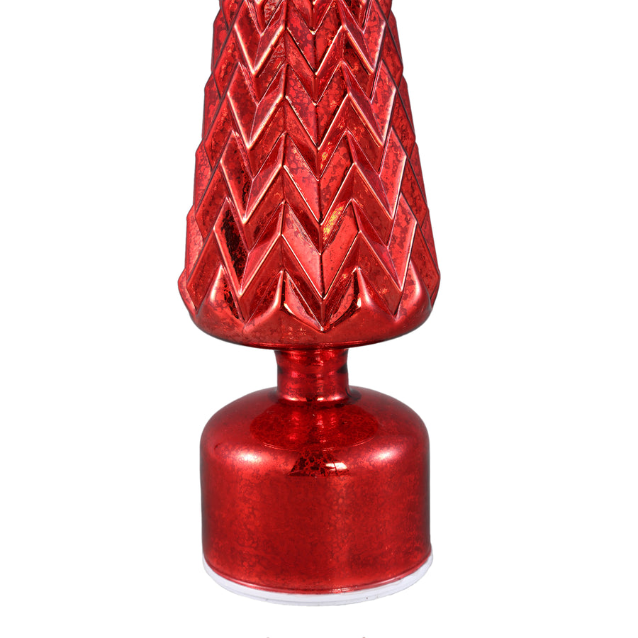 Detail van de rood glazen LED kerstboom met geometrisch zigzagpatroon
