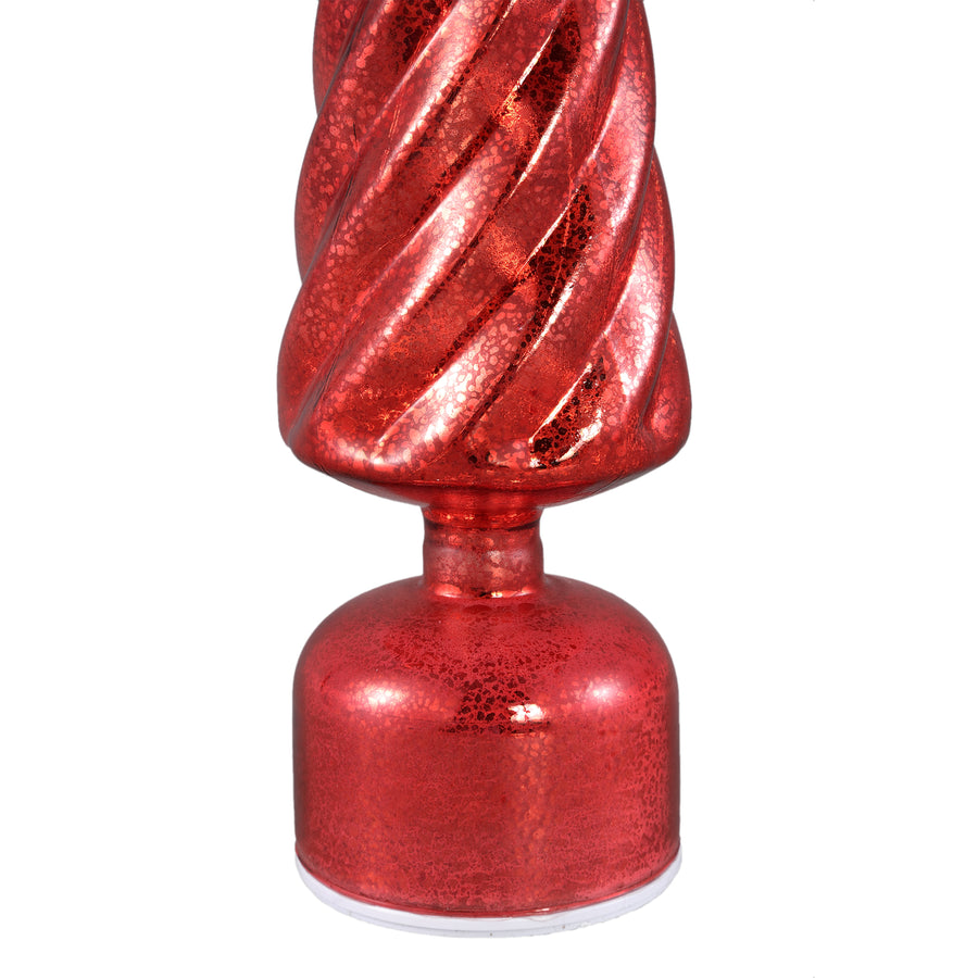 Detail van de rood glazen LED kerstboom met gedraaid patroon