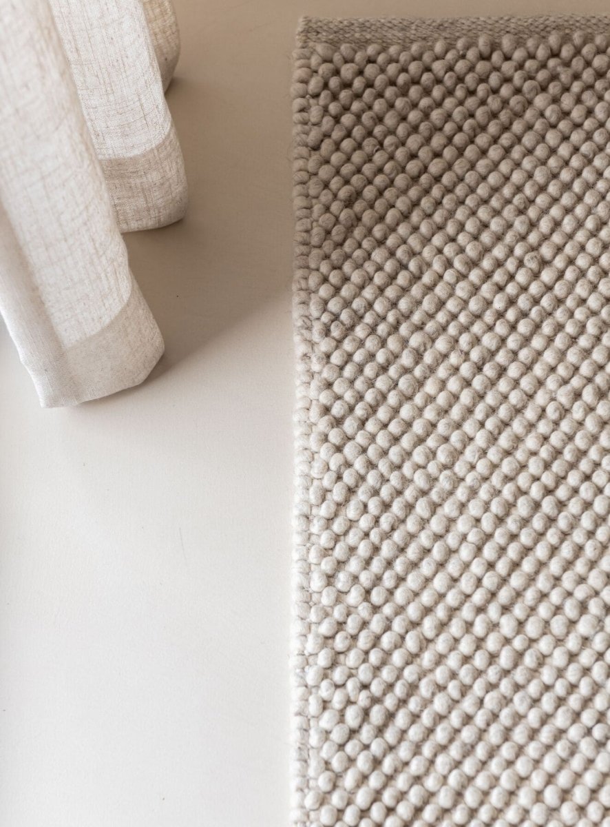 Brinker Boola wollen vloerkleed Ivory - volledig kleed met knoopstructuur