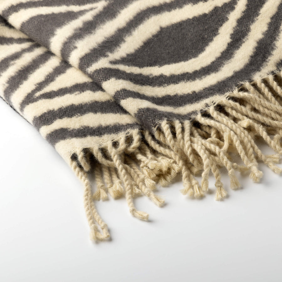 Hoii Amorella plaid detail van de franjes