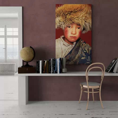 Geweven Wandpaneel Tibetan Boy – Rood – Zonder lijst